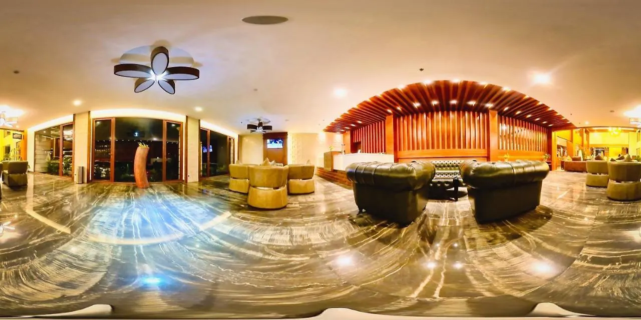 Amber Dale Luxury Hotel & Spa, مونار