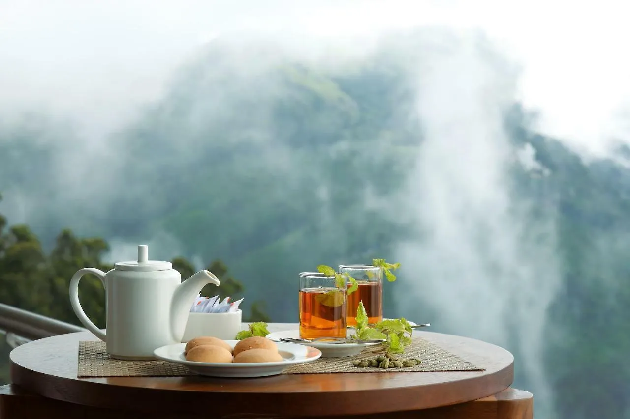 Amber Dale Luxury Hotel & Spa, مونار 5*,  الهند