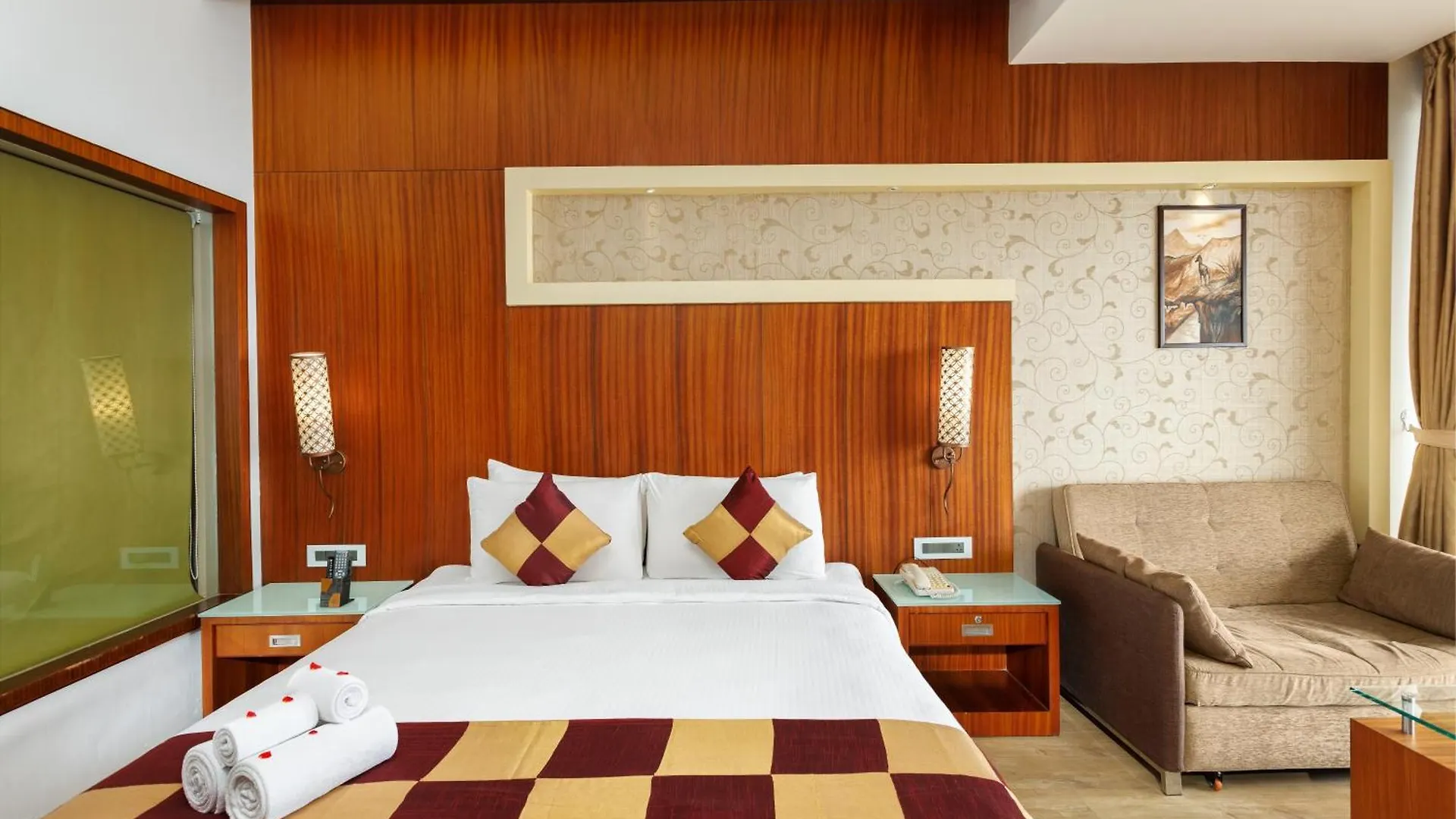 Amber Dale Luxury Hotel & Spa, Munnar